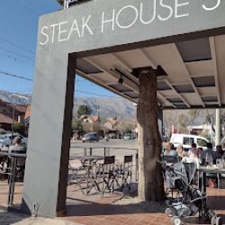 Lennon (Restaurantes en Merlo San Luis)