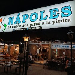 Napoles Pizzas (Pizzerias en Merlo San Luis)